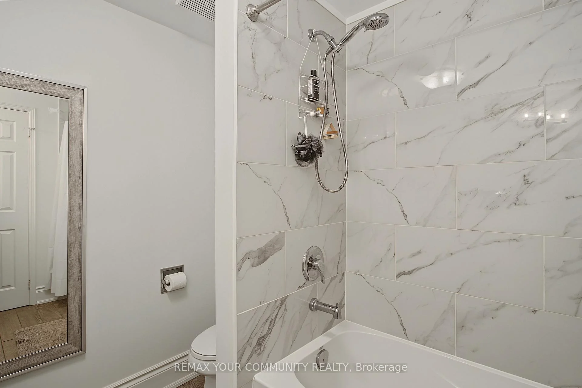 Photo 35 of 23 Cranberry Lane, Aurora, Aurora Highlands — HOMEH