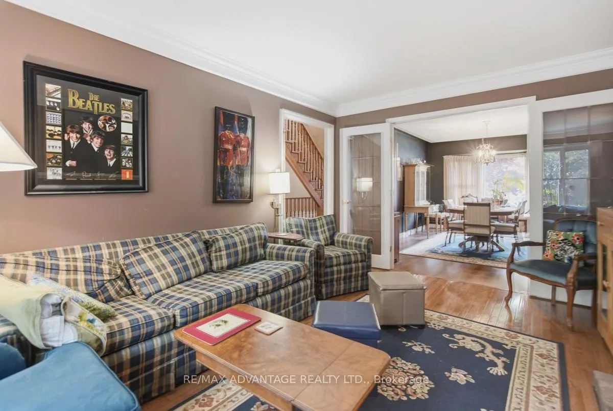 Photo 14 of 51 Laurel Crescent, London, North M — HOMEH
