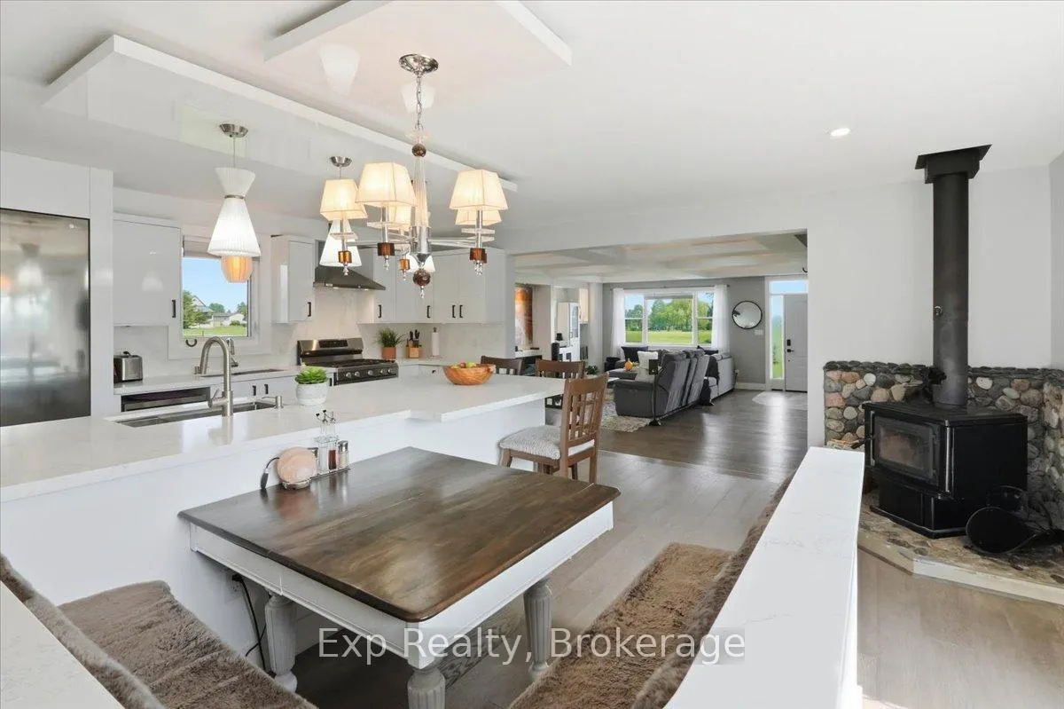 Photo 10 of 27 Greenway Circle, Brighton, Rural Brighton — HOMEH