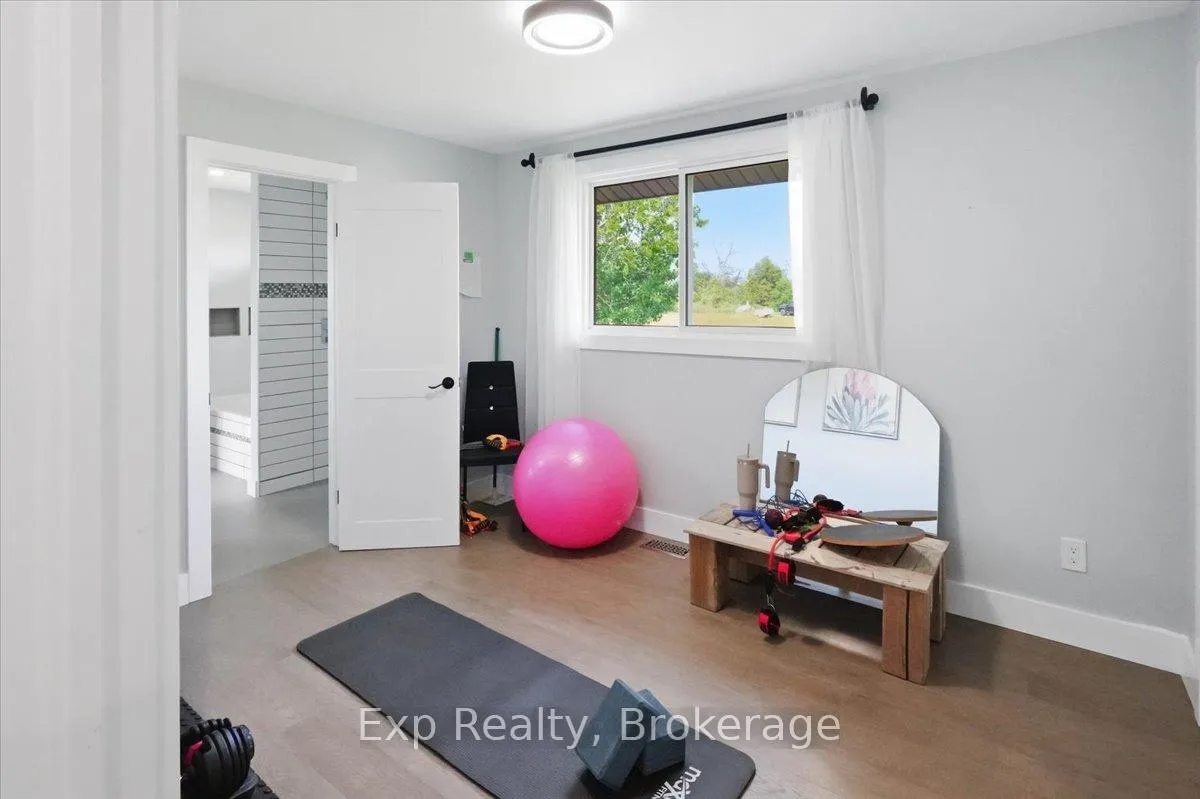 Photo 14 of 27 Greenway Circle, Brighton, Rural Brighton — HOMEH