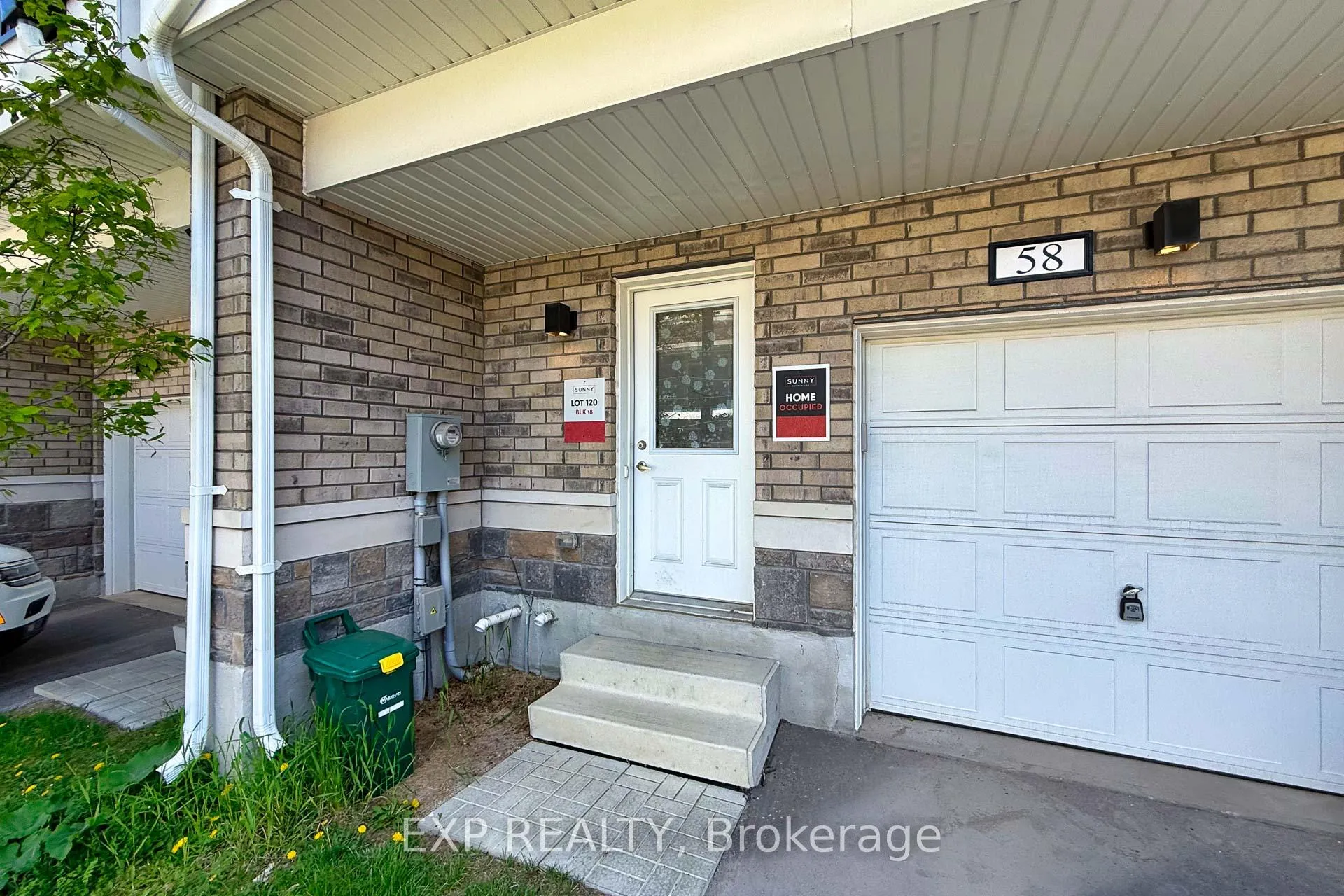 Photo 3 of 58 Massachusetts Lane, Markham, Wismer — HOMEH