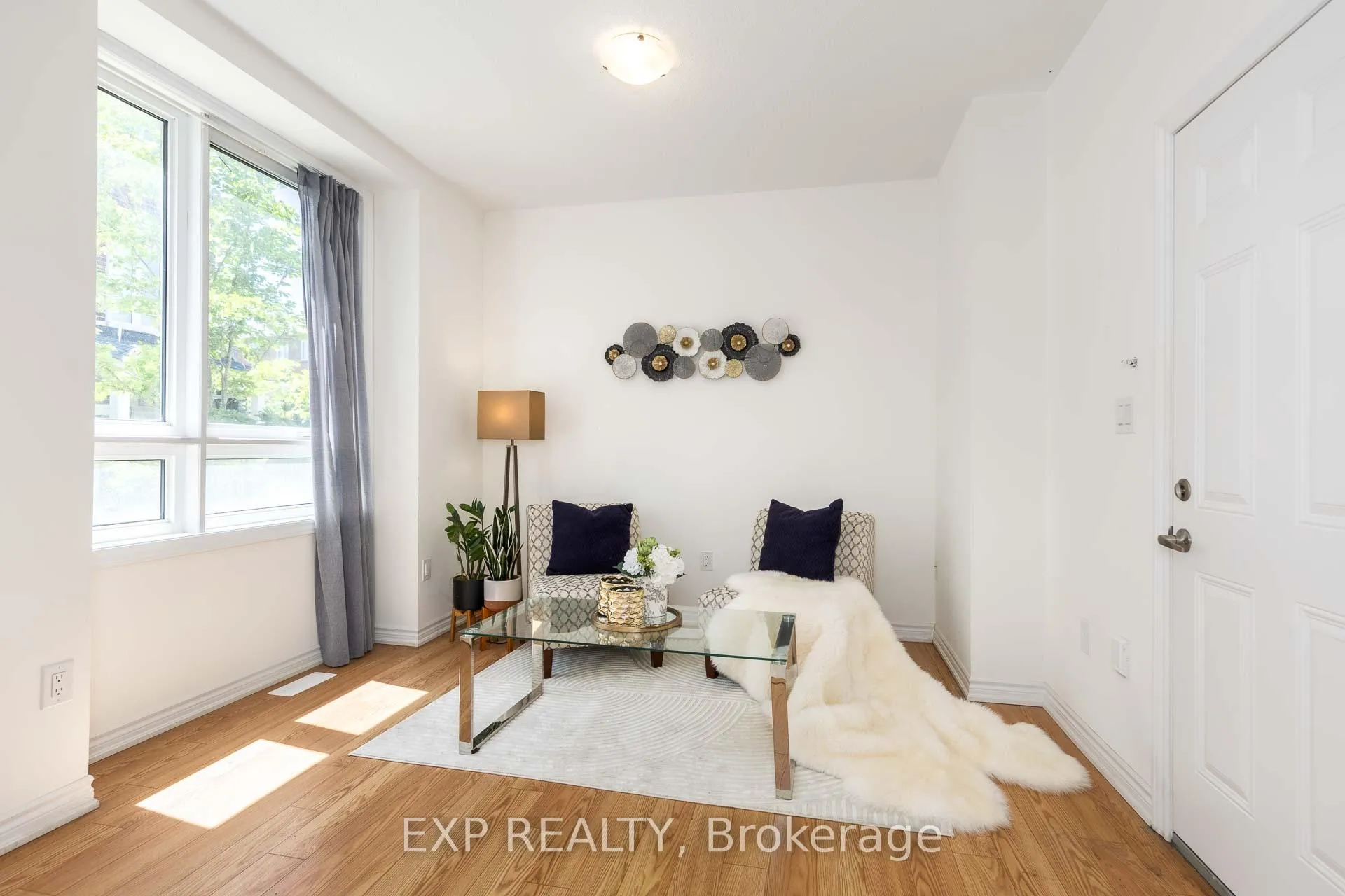 Photo 5 of 58 Massachusetts Lane, Markham, Wismer — HOMEH