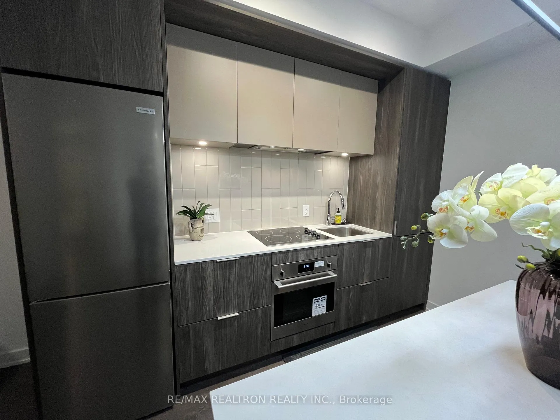 Photo 3 of 130 River Street, Toronto, Regent Park — HOMEH