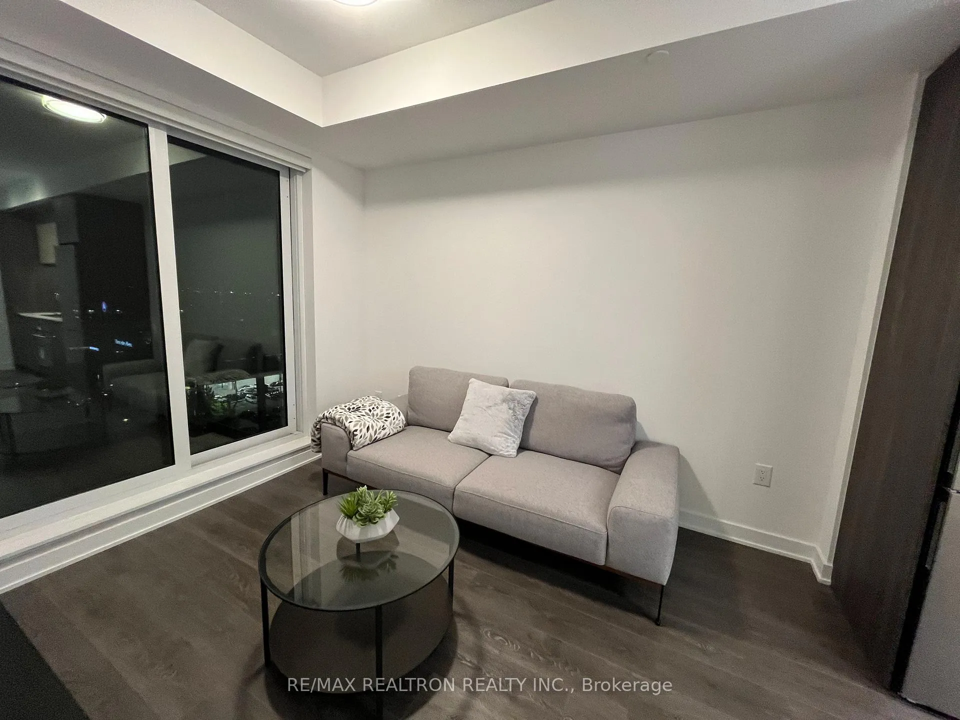 Photo 10 of 130 River Street, Toronto, Regent Park — HOMEH