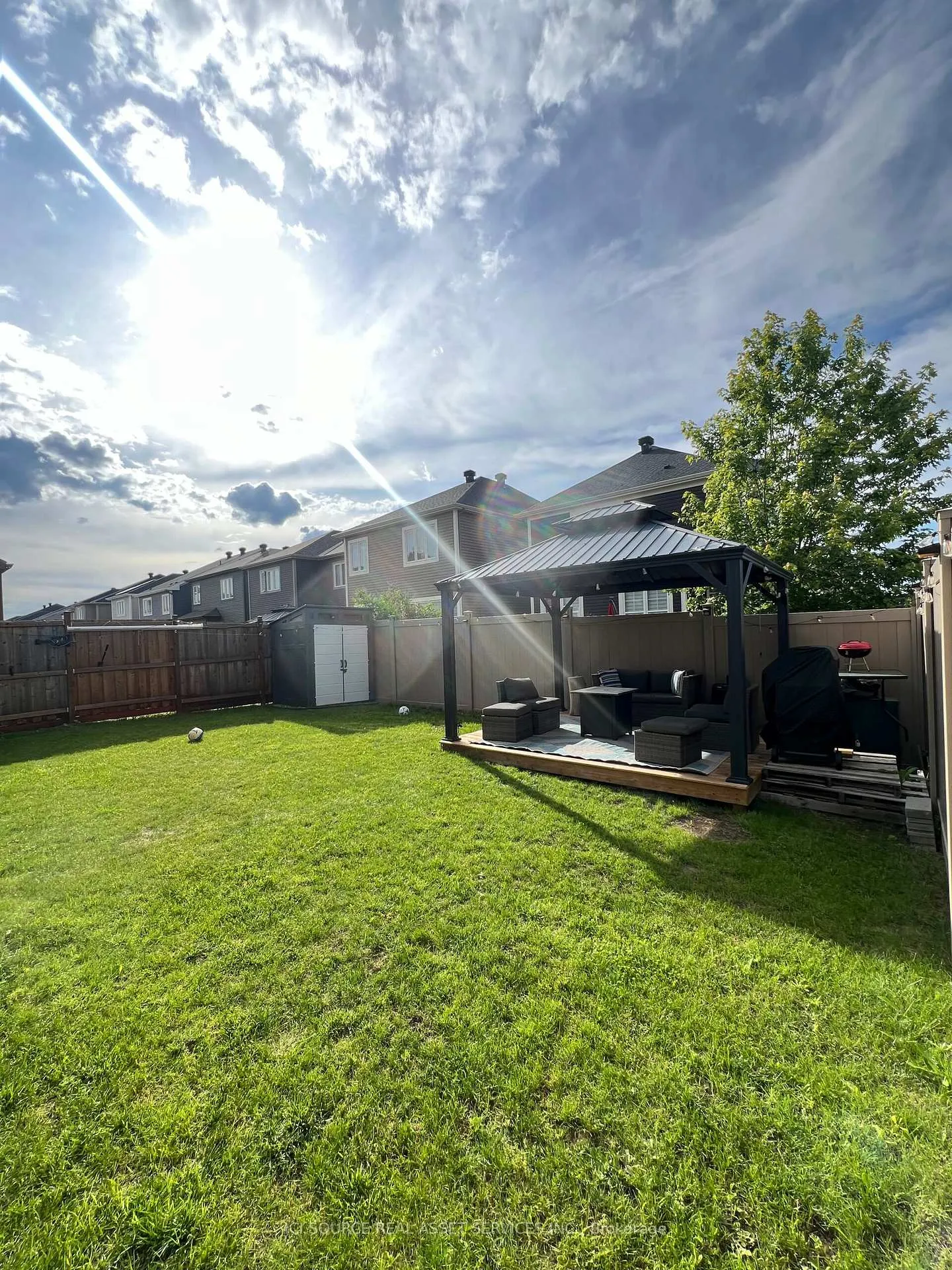 Photo 21 of 330 Sweetclover Way, Ottawa, Avalon West — HOMEH