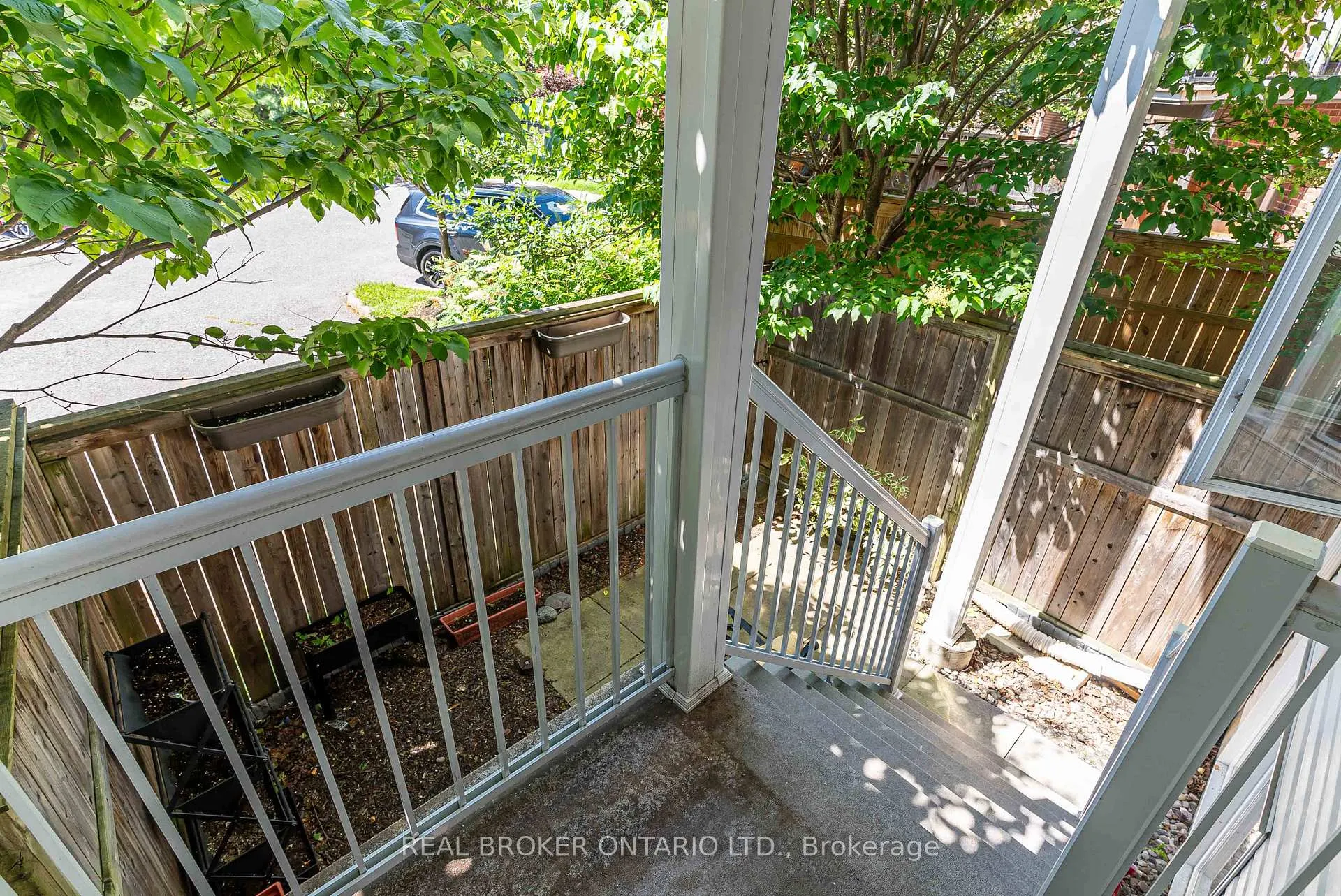 Photo 28 of 292 London Terrace, Ottawa, Manor Park — HOMEH