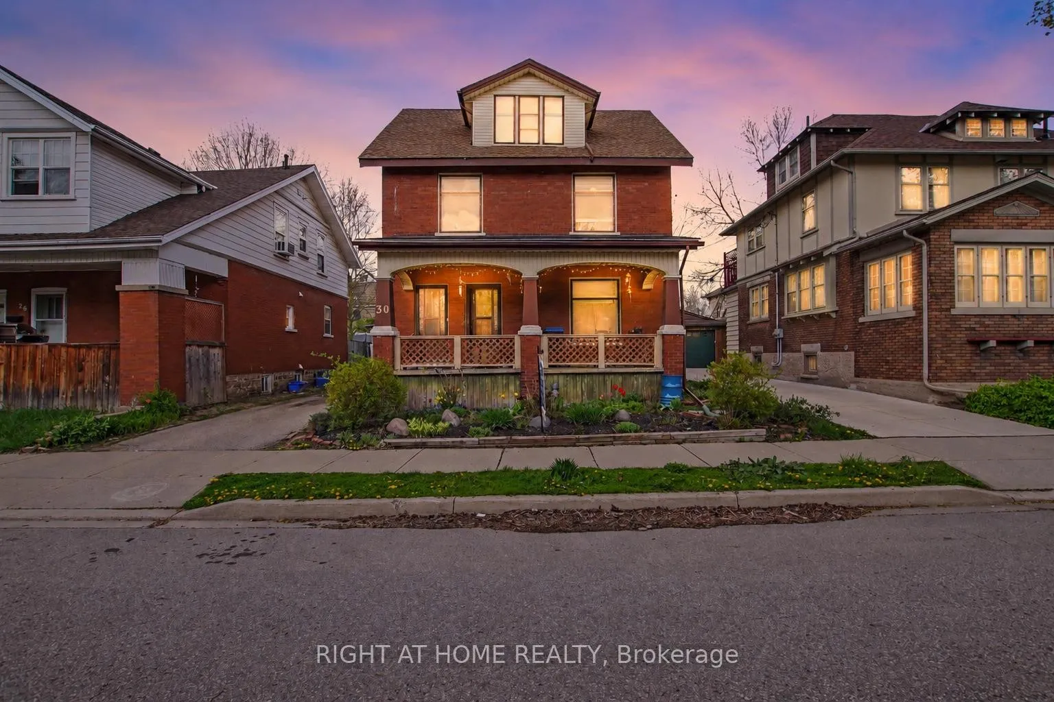 Photo 4 of 30 Hohner Avenue, Kitchener, Auditorium — HOMEH