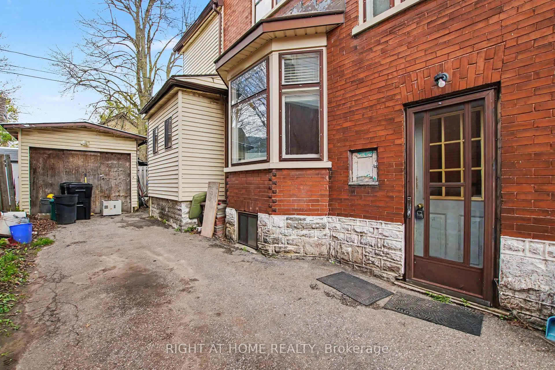 Photo 46 of 30 Hohner Avenue, Kitchener, Auditorium — HOMEH