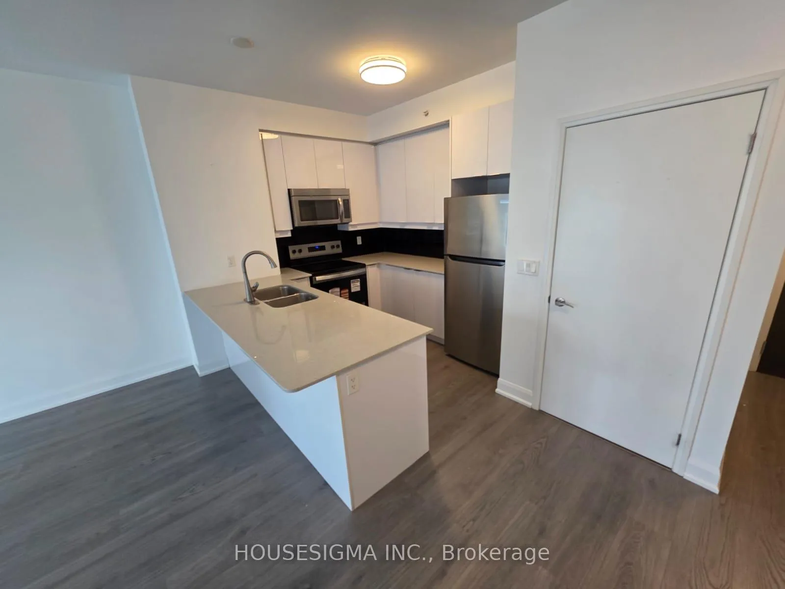 Photo 3 of Unit 2206, 2910 Highway 7 W, Vaughan, Concord — HOMEH