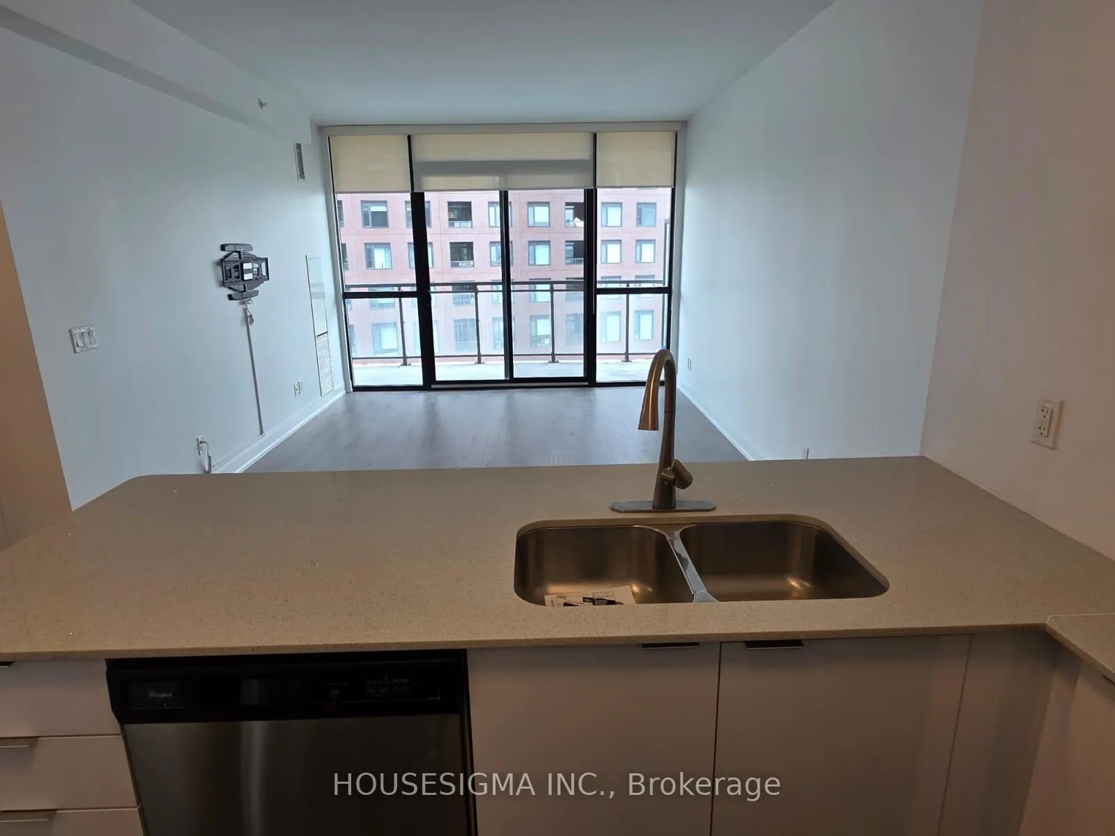 Photo 4 of Unit 2206, 2910 Highway 7 W, Vaughan, Concord — HOMEH