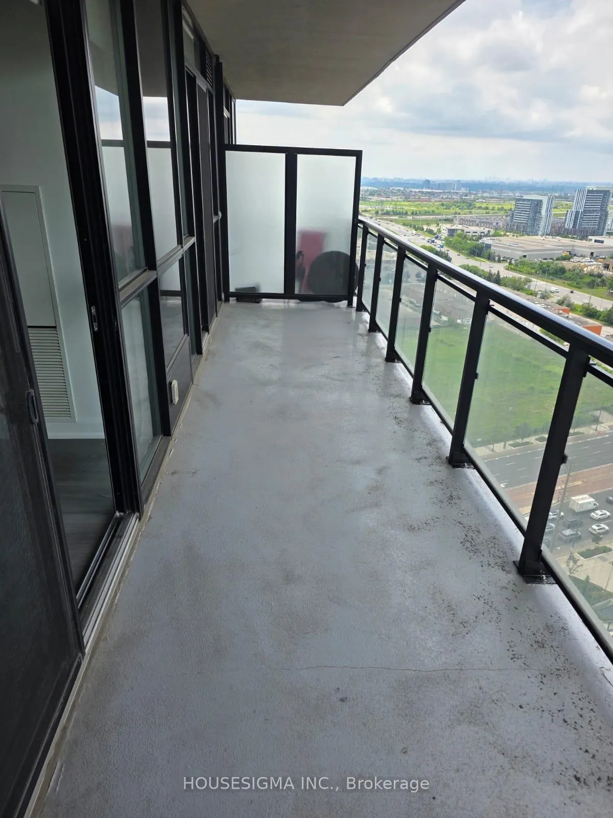 Photo 11 of Unit 2206, 2910 Highway 7 W, Vaughan, Concord — HOMEH