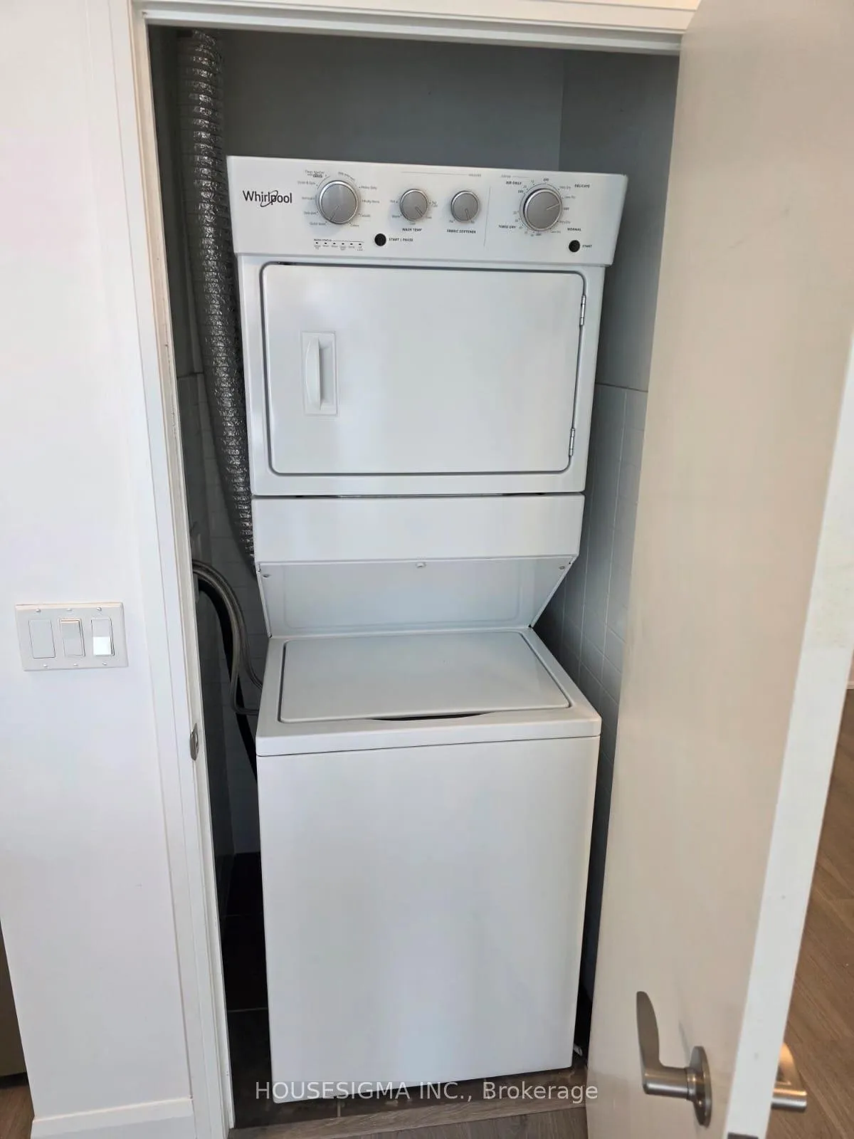 Photo 13 of Unit 2206, 2910 Highway 7 W, Vaughan, Concord — HOMEH