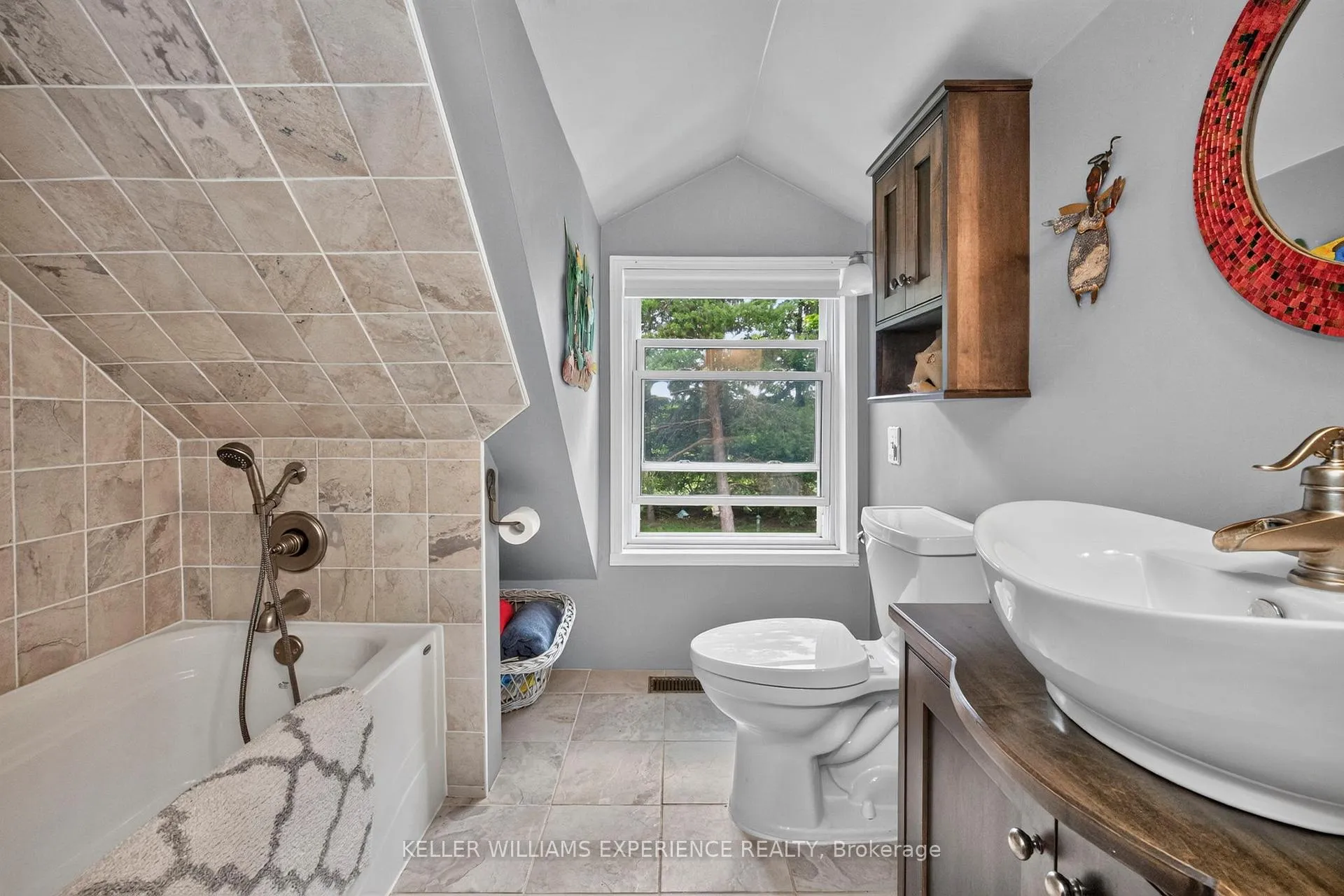 Photo 26 of 5087 15th Line, New Tecumseth, Rural New Tecumseth — HOMEH