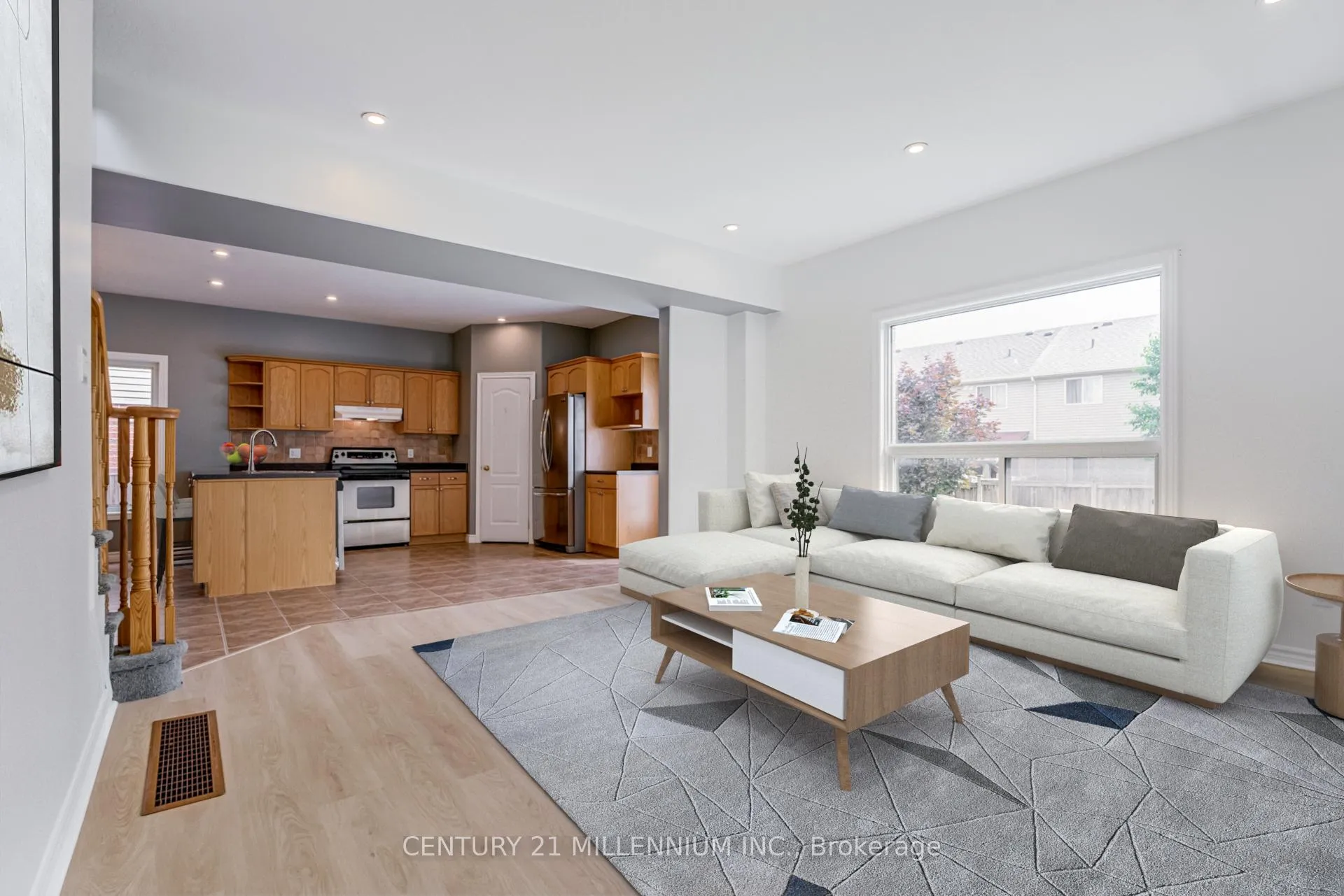 Photo 7 of Unit Upper, 217 King Street S, New Tecumseth, Alliston — HOMEH