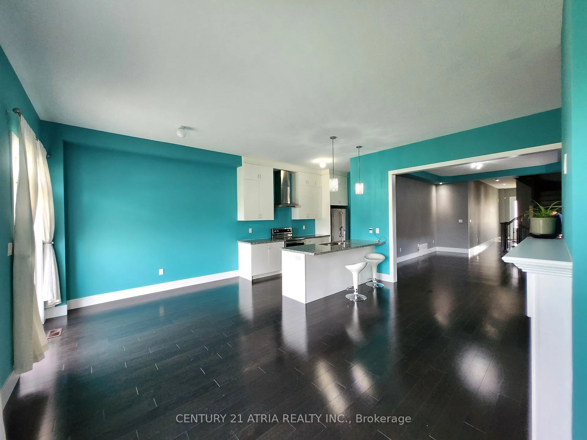 Photo 5 of 140 Elyse Court, Aurora, Bayview Northeast — HOMEH