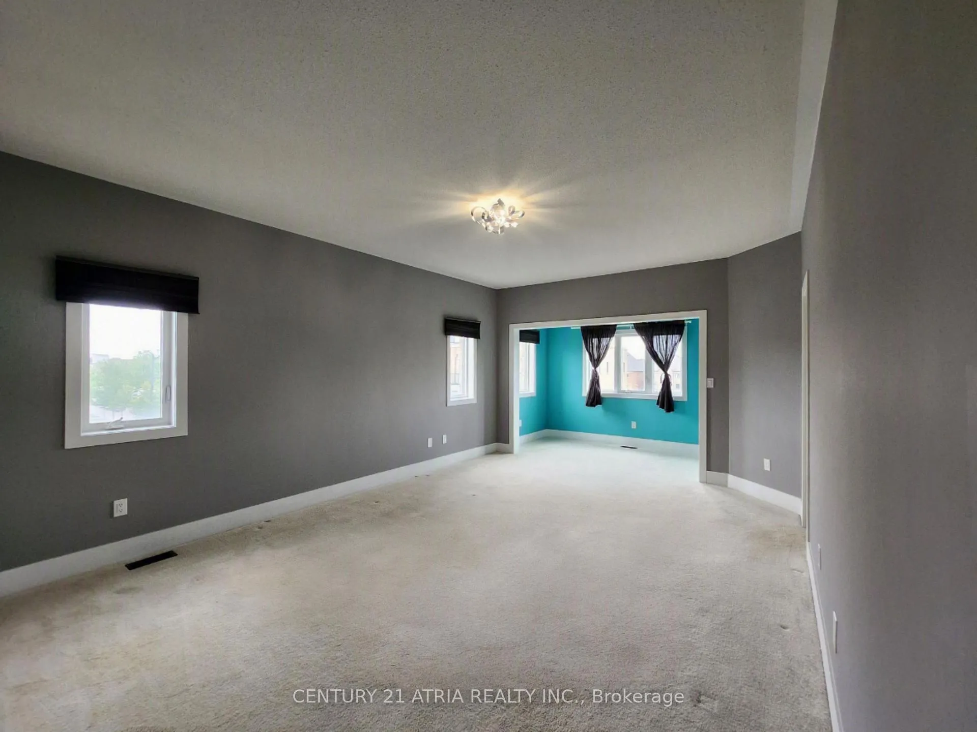 Photo 6 of 140 Elyse Court, Aurora, Bayview Northeast — HOMEH