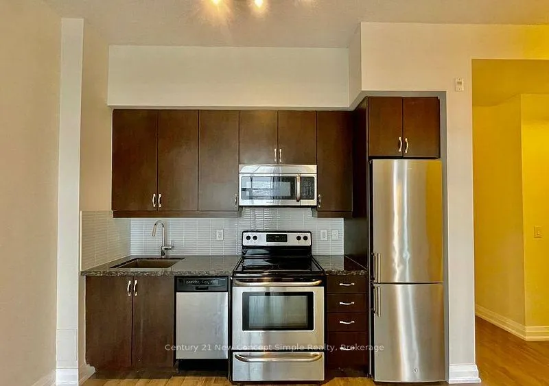 Photo 1 of Unit 623, 8763 Bayview Avenue, Richmond Hill, Doncrest — HOMEH
