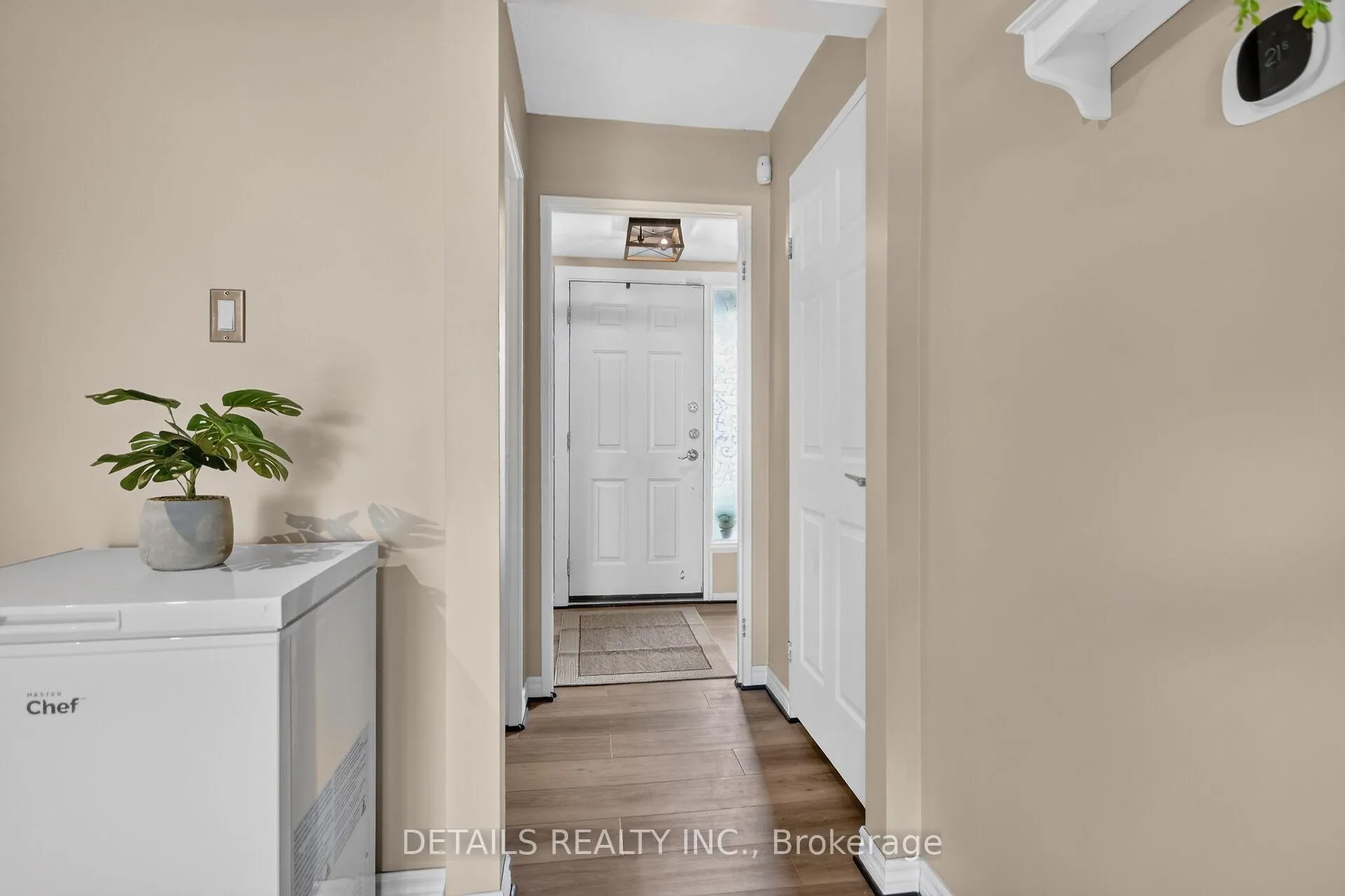 Photo 5 of 1753 Heatherington Road, Ottawa, Heron Gate/Industrial Park — HOMEH