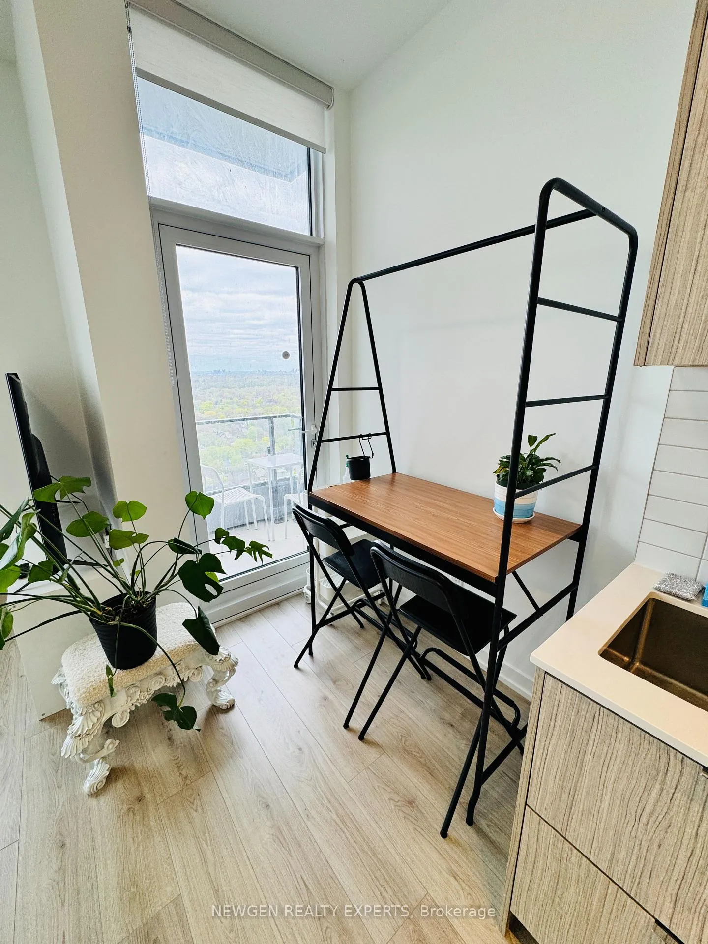 Photo 11 of Unit 2807, 395 Bloor Street E, Toronto, Cabbagetown-South St. James Town — HOMEH