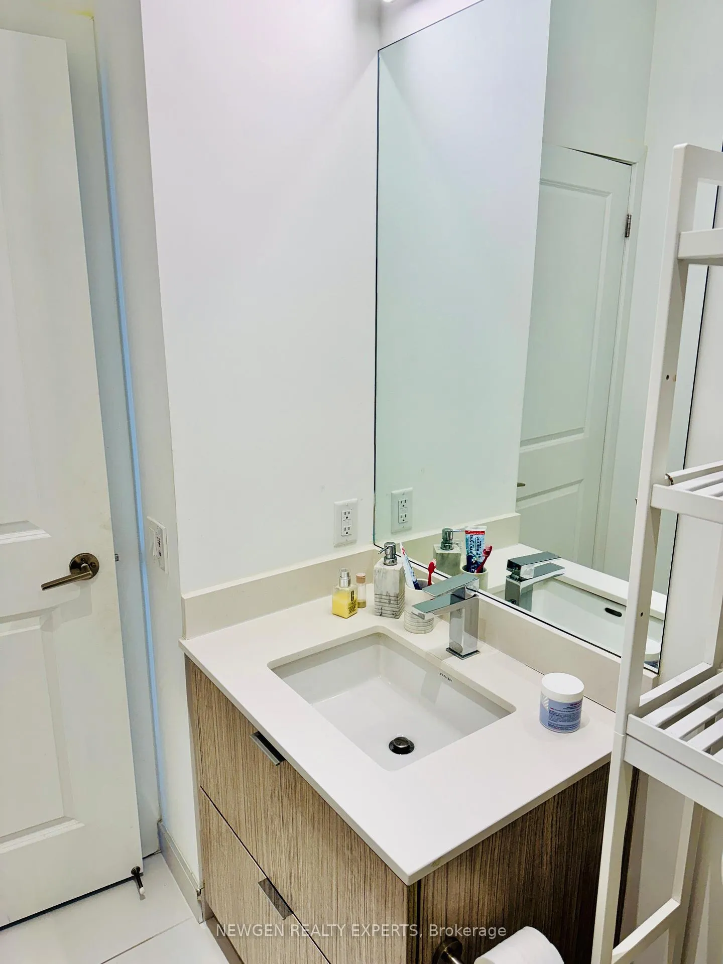 Photo 22 of Unit 2807, 395 Bloor Street E, Toronto, Cabbagetown-South St. James Town — HOMEH
