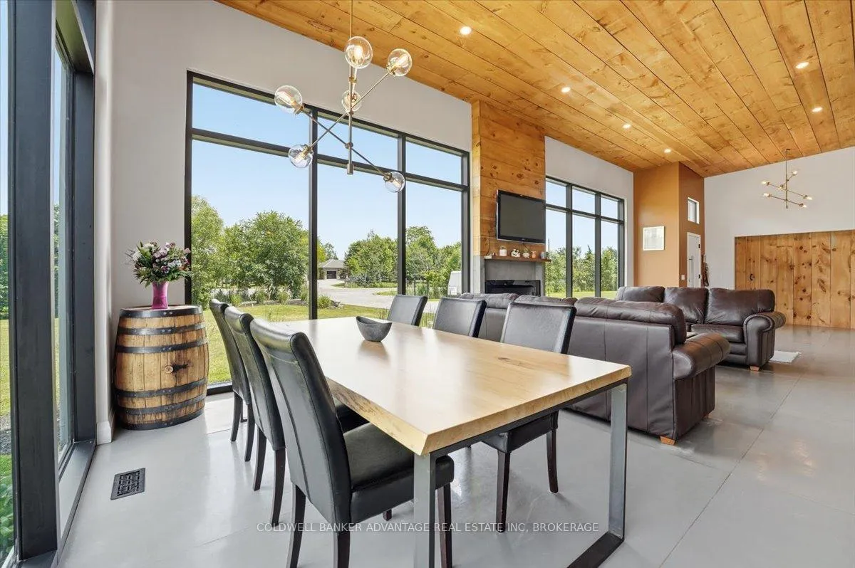 Photo 23 of 817 Doans Ridge Road, Welland, Cooks Mills — HOMEH