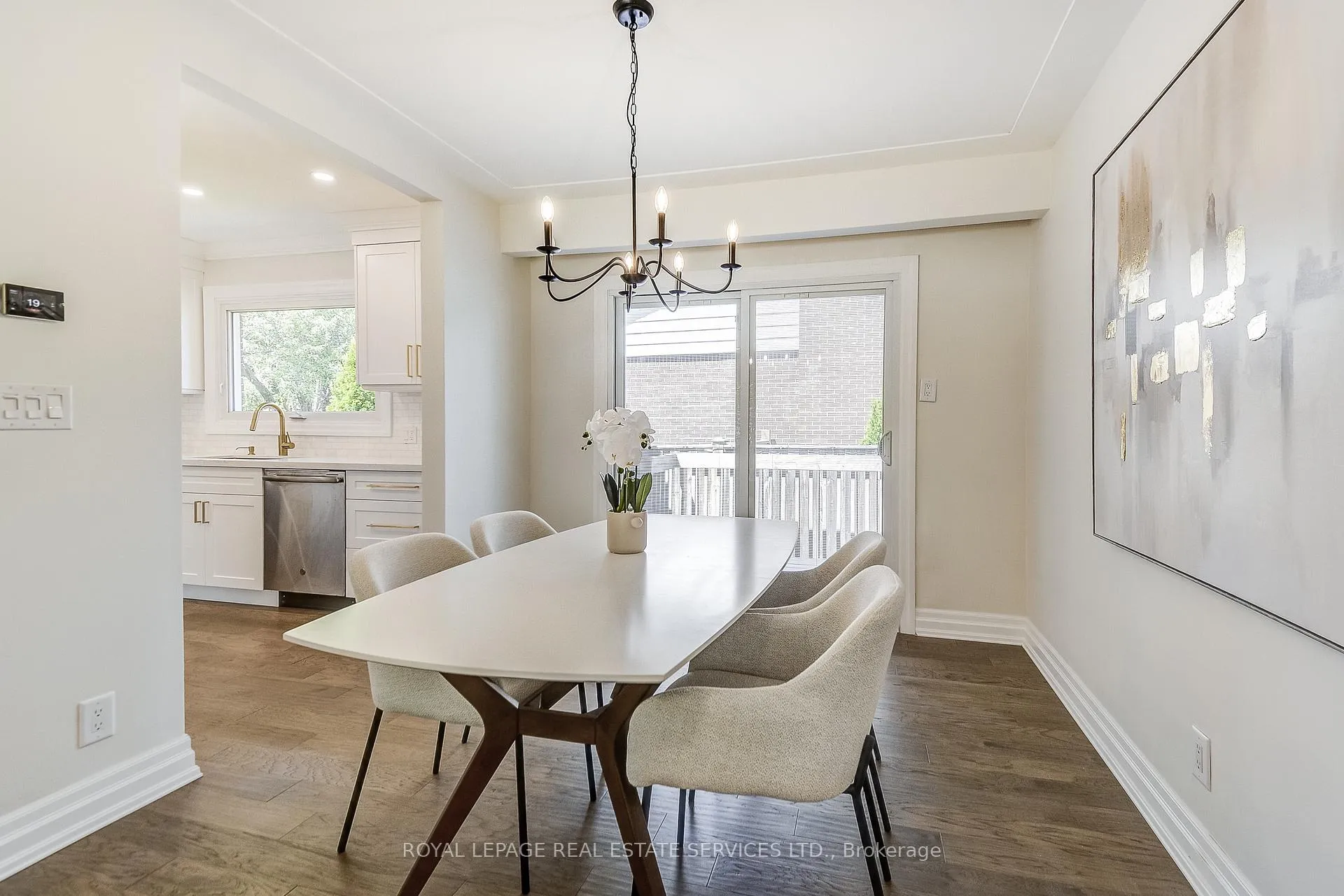 Photo 13 of Unit MAIN, 351 Strathcona Drive, Burlington, Roseland — HOMEH
