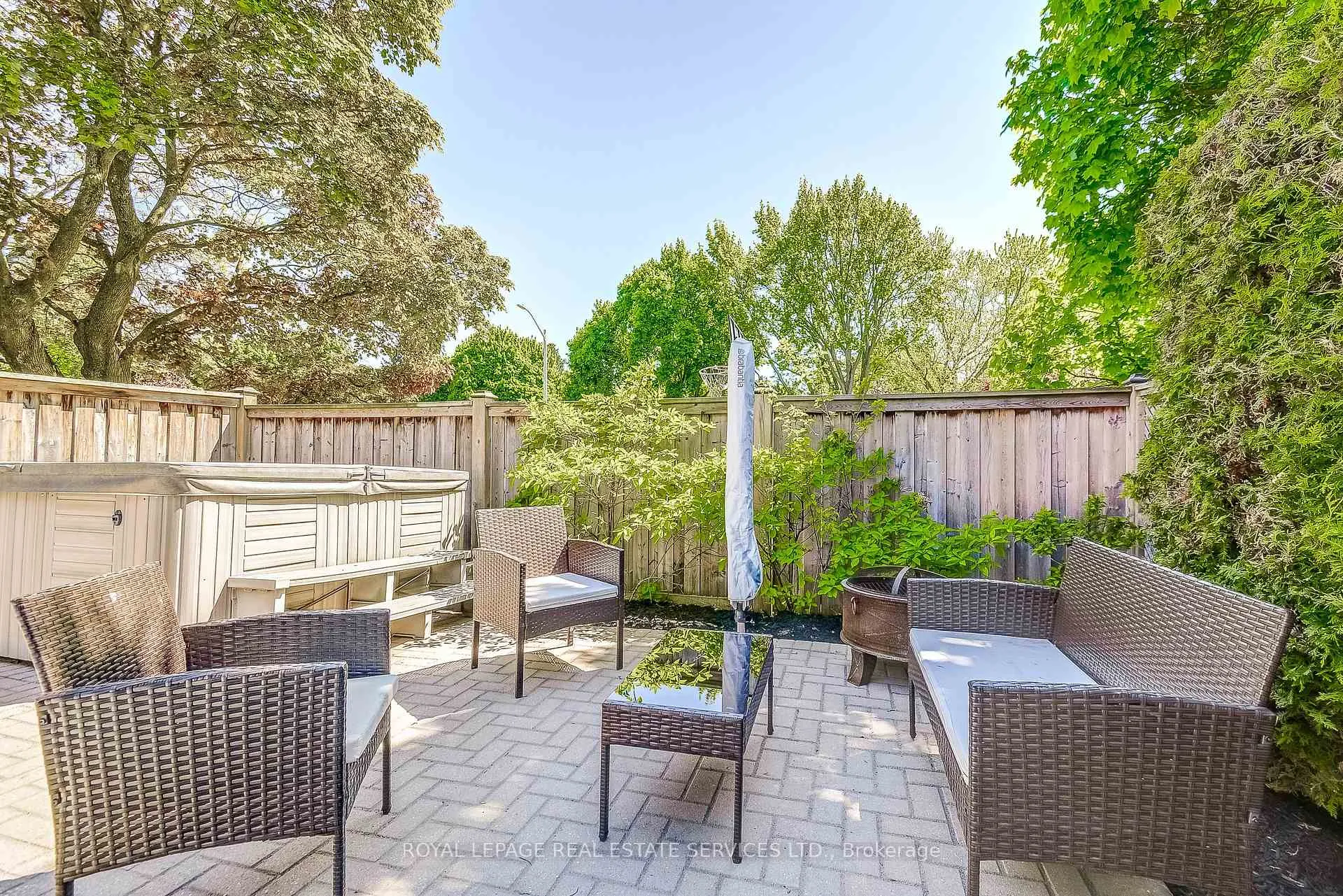 Photo 37 of Unit MAIN, 351 Strathcona Drive, Burlington, Roseland — HOMEH