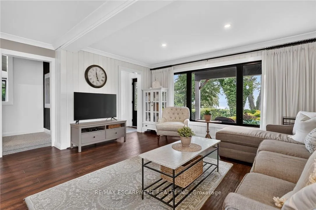 Photo 12 of 3754 Lakeshore Road, Lincoln, Lincoln Lake — HOMEH