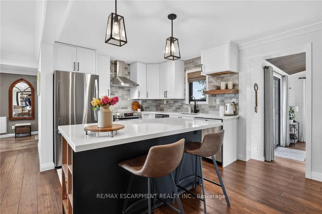 Photo 15 of 3754 Lakeshore Road, Lincoln, Lincoln Lake — HOMEH