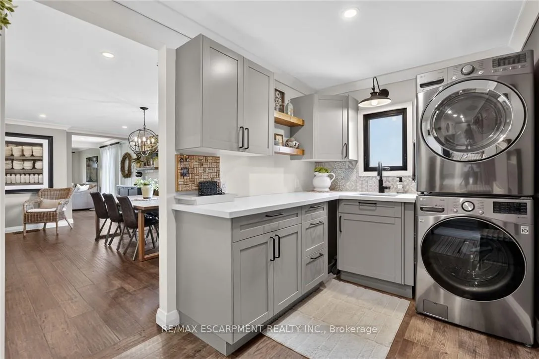 Photo 23 of 3754 Lakeshore Road, Lincoln, Lincoln Lake — HOMEH