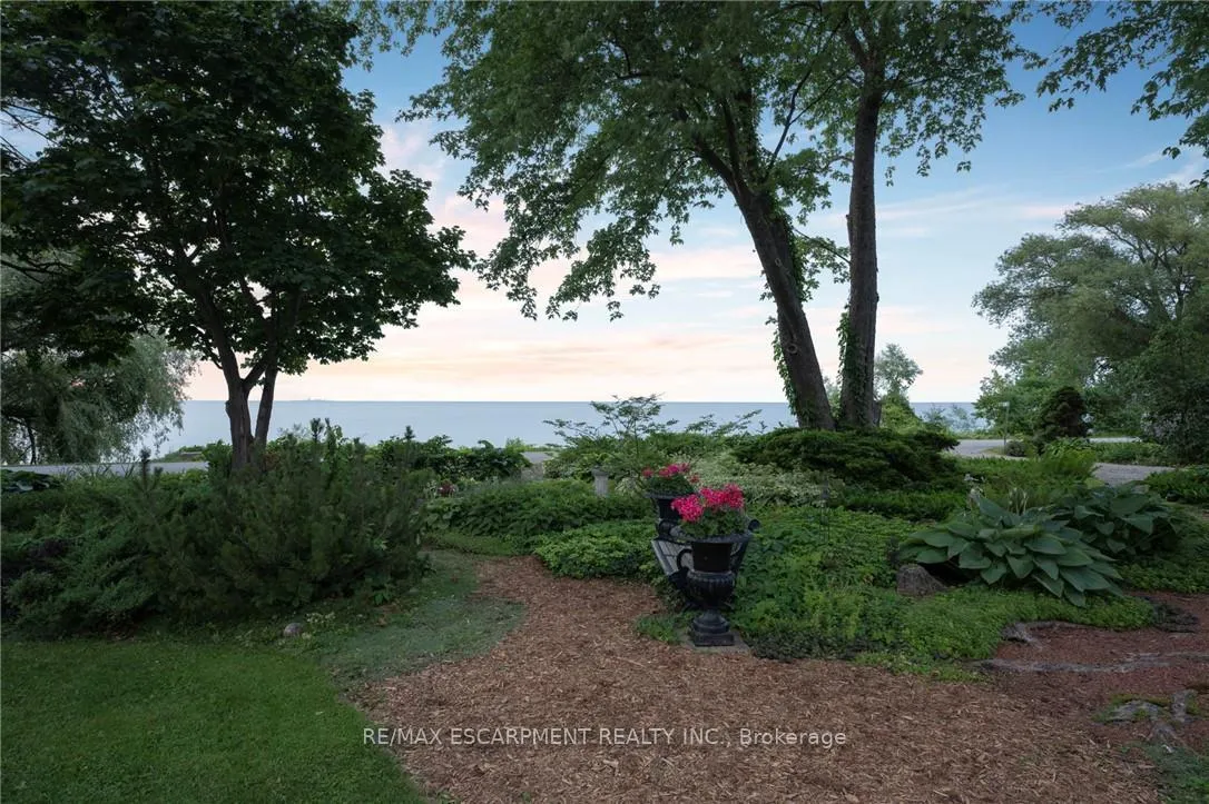 Photo 44 of 3754 Lakeshore Road, Lincoln, Lincoln Lake — HOMEH
