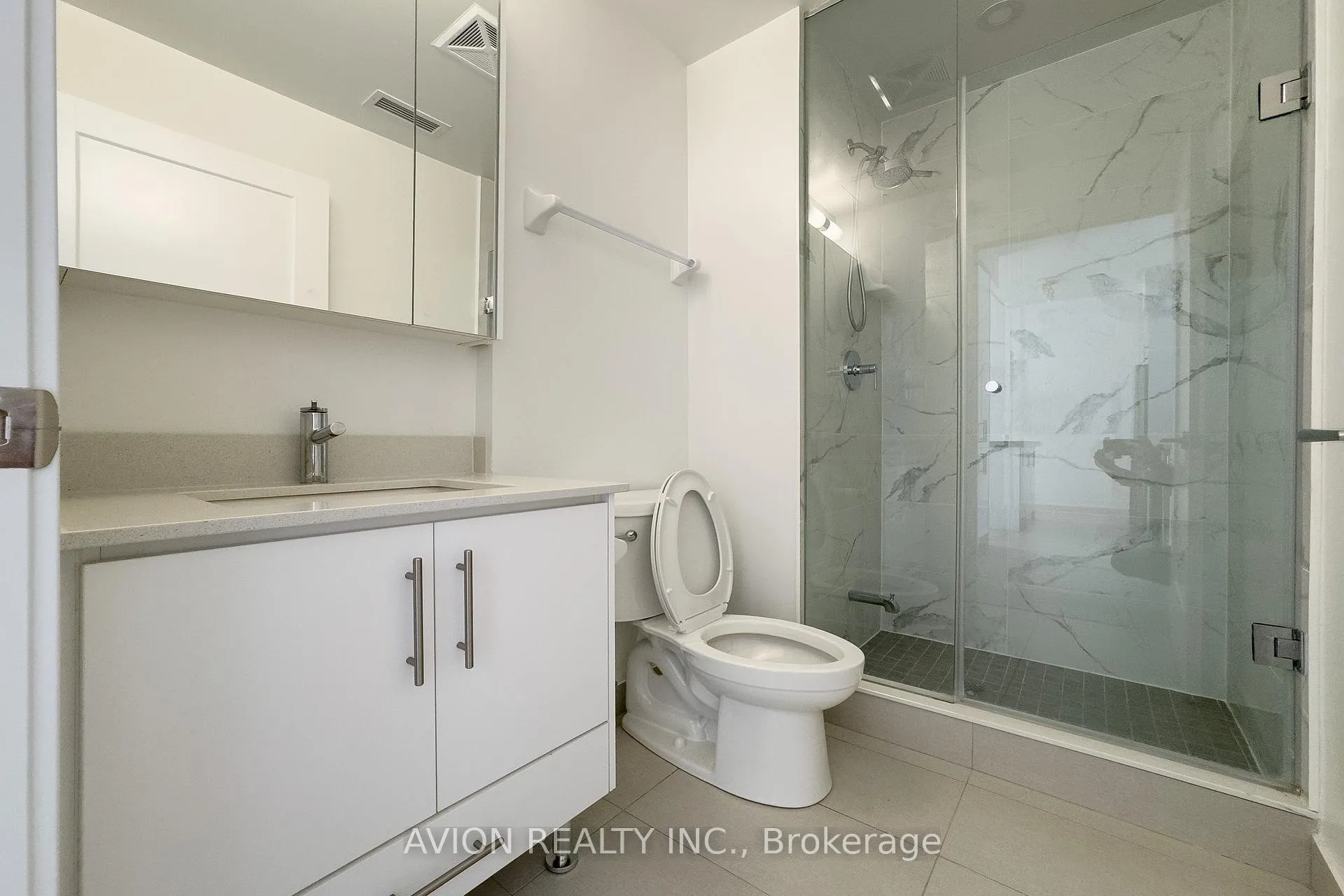 Photo 13 of Unit 703, 105 Oneida Crescent, Richmond Hill, Langstaff — HOMEH