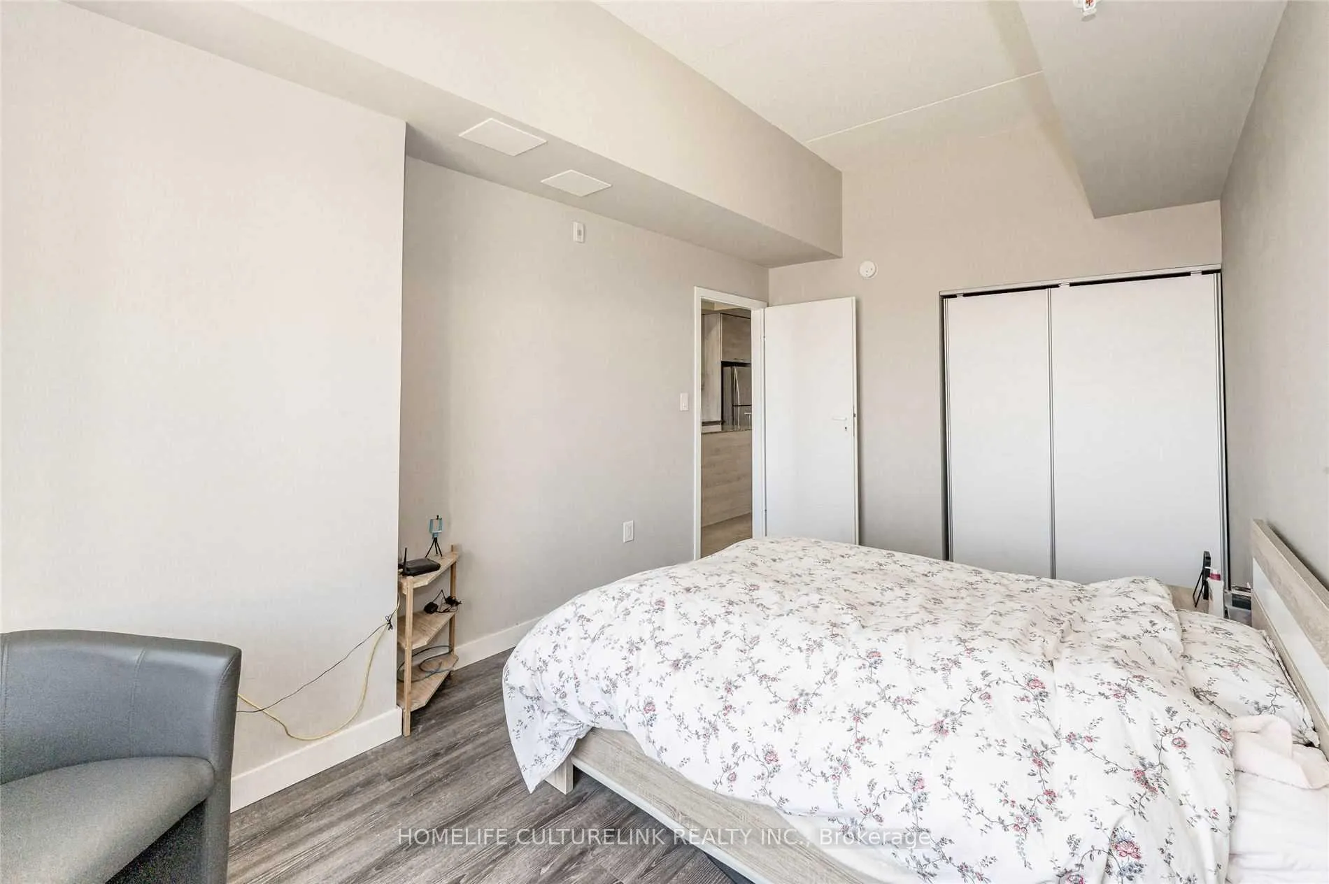 Photo 7 of Unit 823, 280 Lester Street E, Waterloo, Beechwood/University — HOMEH