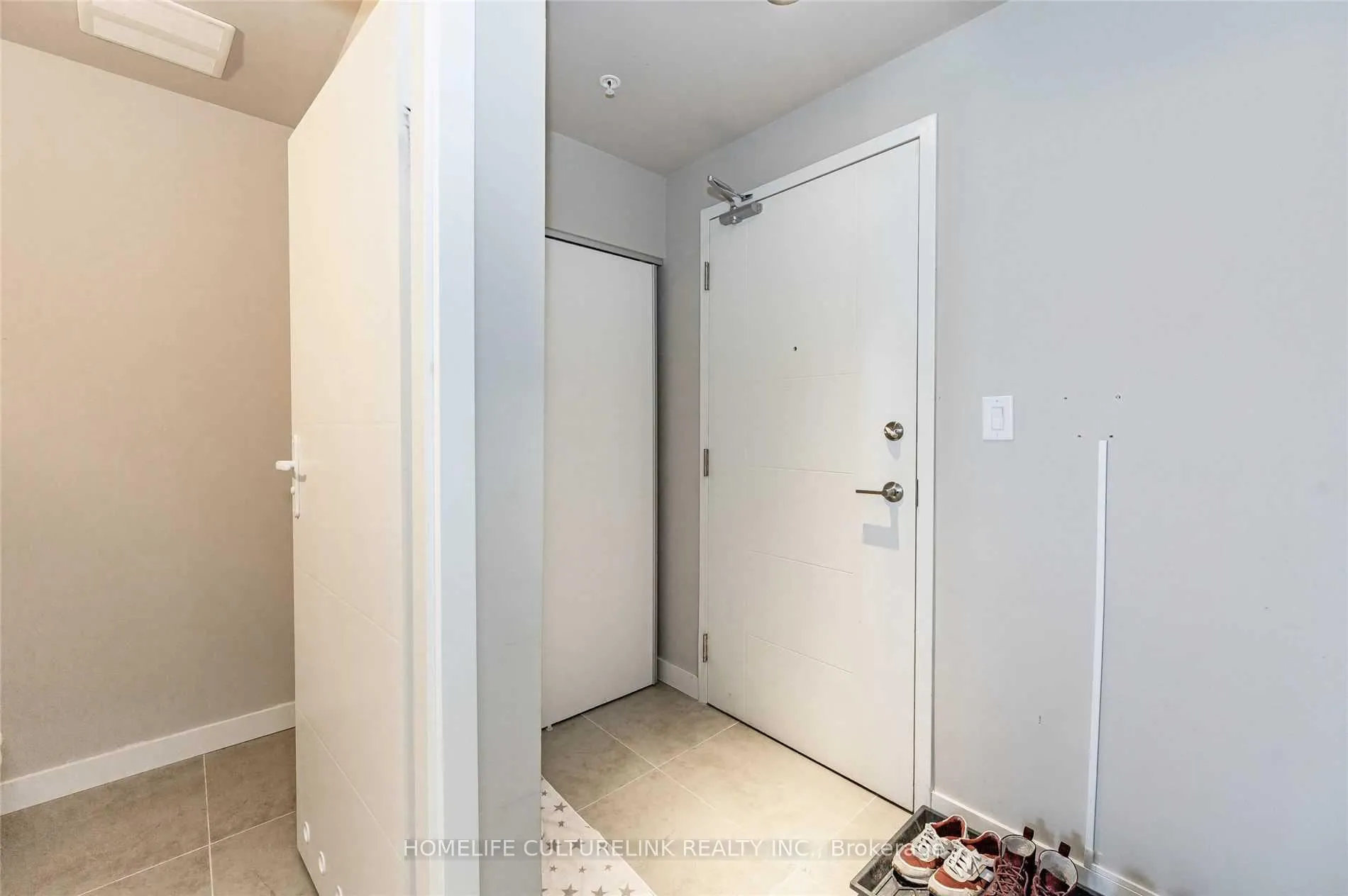 Photo 11 of Unit 823, 280 Lester Street E, Waterloo, Beechwood/University — HOMEH