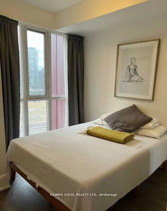 Photo 6 of Unit 728, 560 Front Street W, Toronto, Waterfront Communities — HOMEH