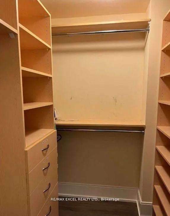 Photo 10 of Unit 728, 560 Front Street W, Toronto, Waterfront Communities — HOMEH