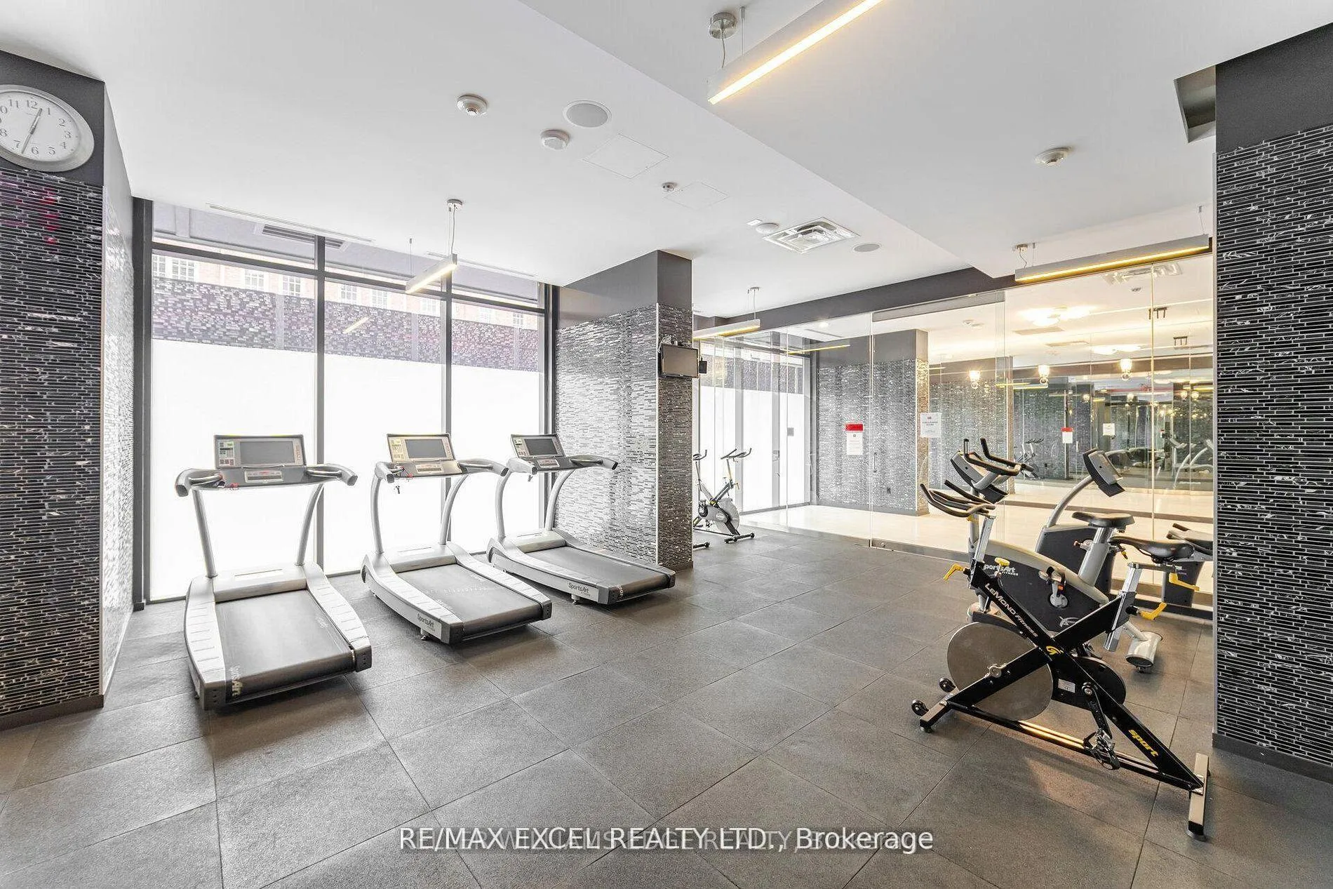 Photo 16 of Unit 728, 560 Front Street W, Toronto, Waterfront Communities — HOMEH