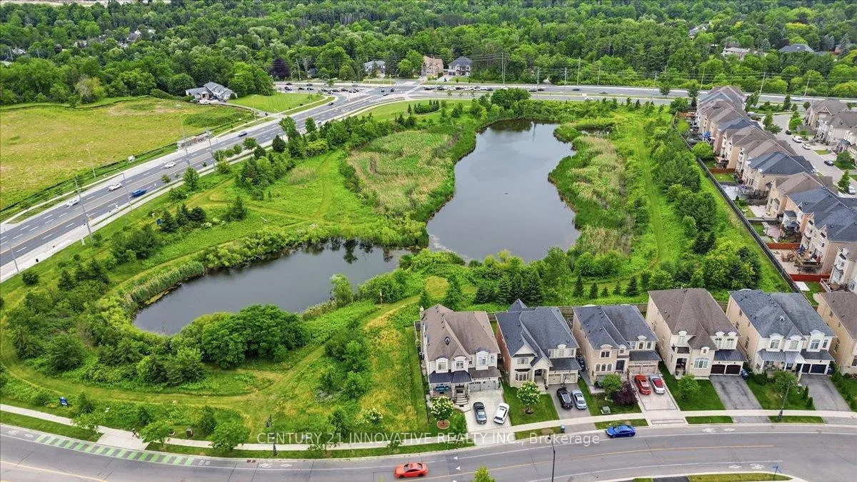 Photo 2 of 13 Royal West Dr, Brampton, Credit Valley — HOMEH