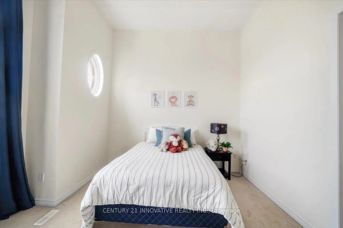 Photo 22 of 13 Royal West Dr, Brampton, Credit Valley — HOMEH