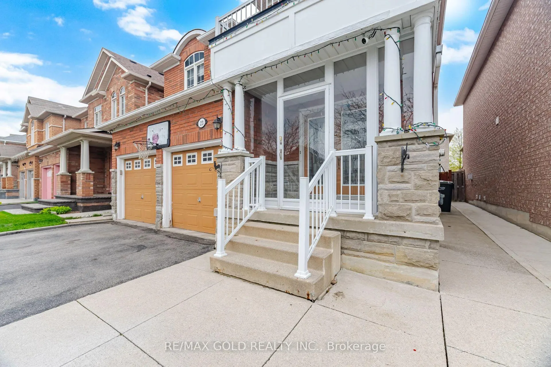 Photo 4 of 23 Millsborough Road, Brampton, Bram East — HOMEH