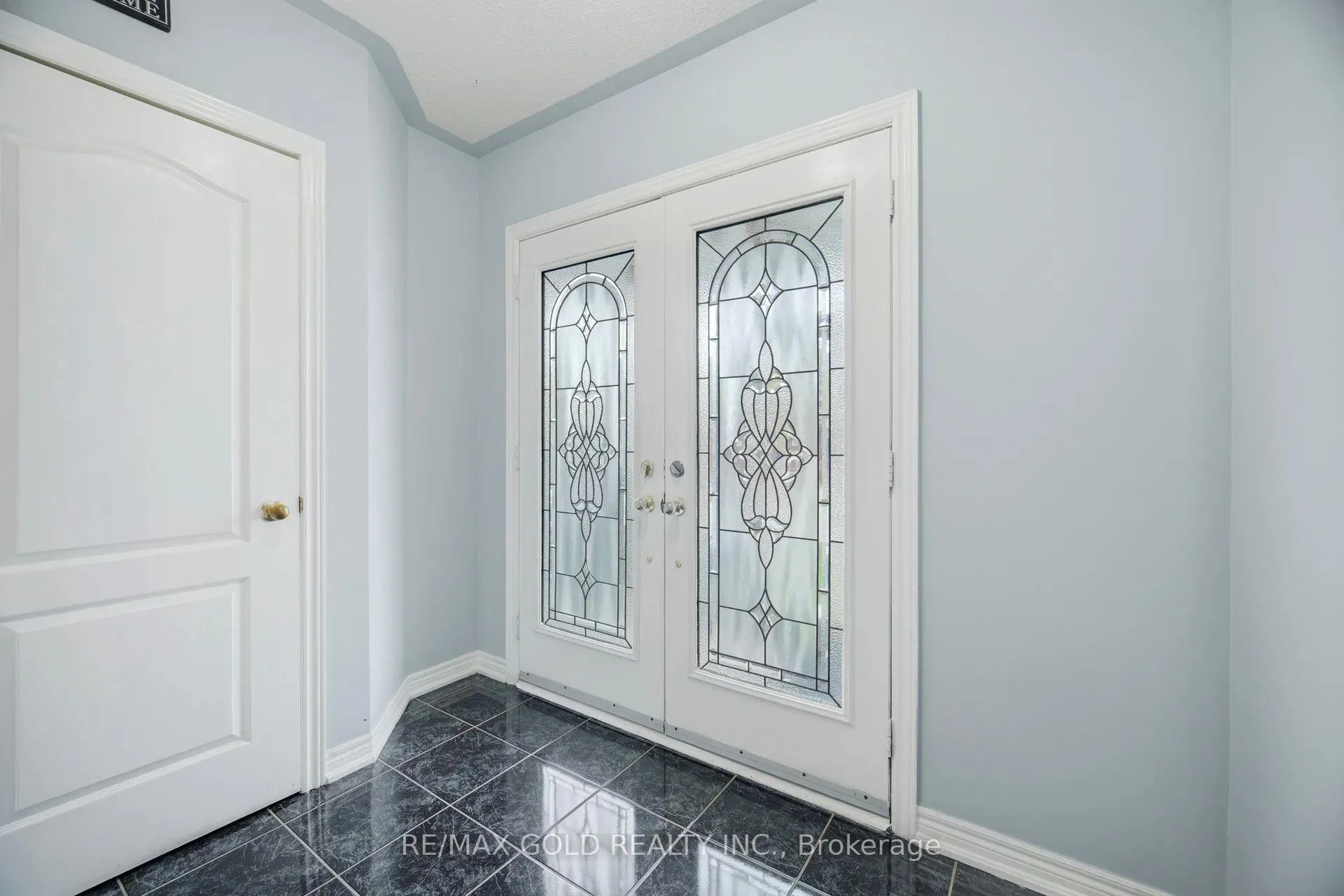 Photo 6 of 23 Millsborough Road, Brampton, Bram East — HOMEH