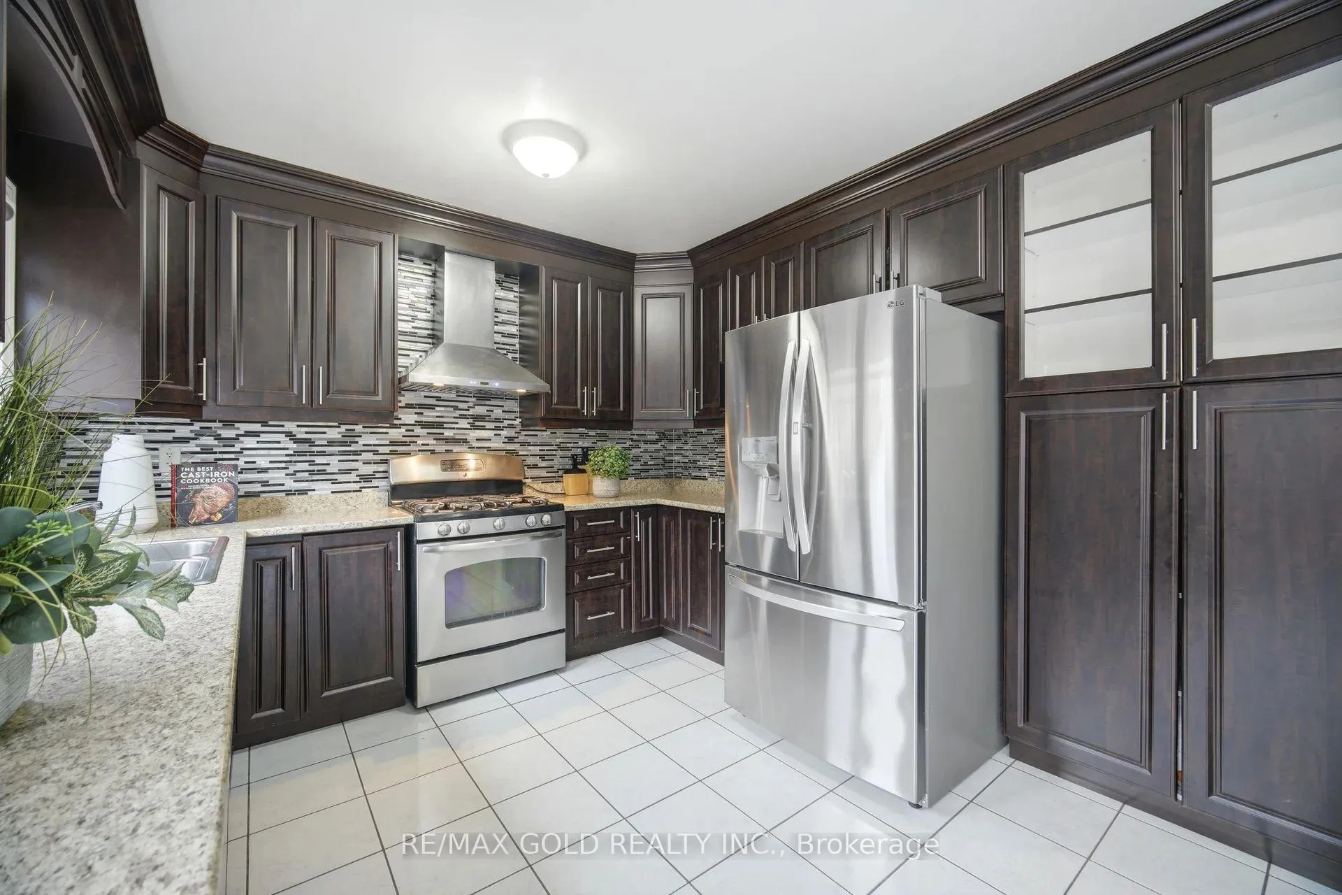 Photo 17 of 23 Millsborough Road, Brampton, Bram East — HOMEH