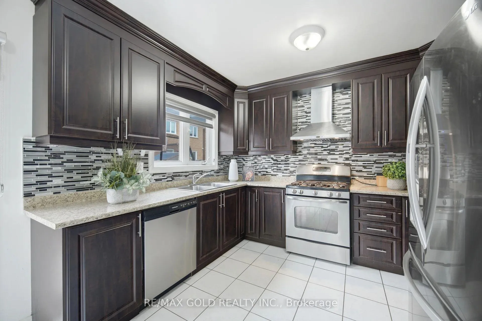 Photo 18 of 23 Millsborough Road, Brampton, Bram East — HOMEH