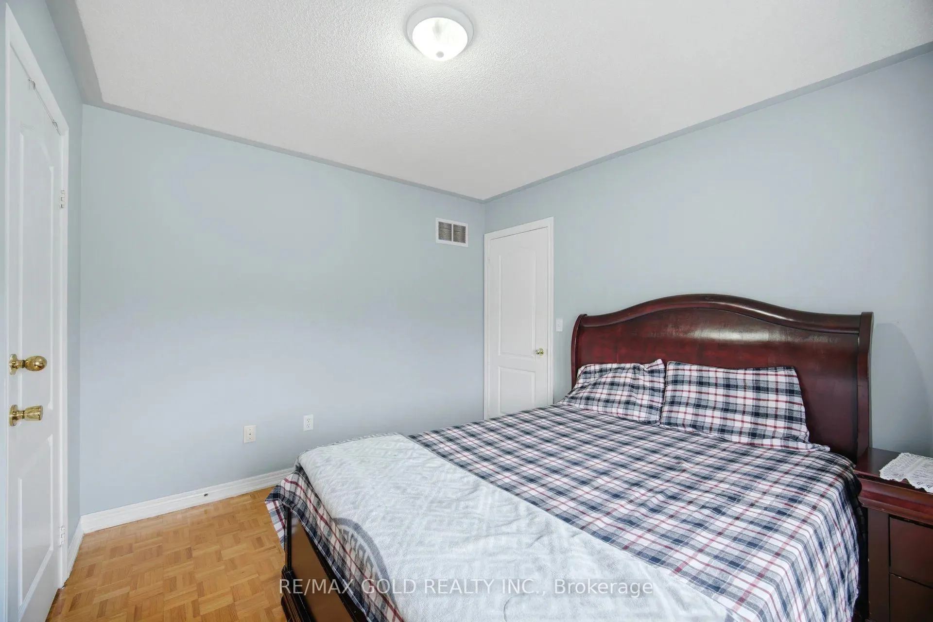 Photo 31 of 23 Millsborough Road, Brampton, Bram East — HOMEH