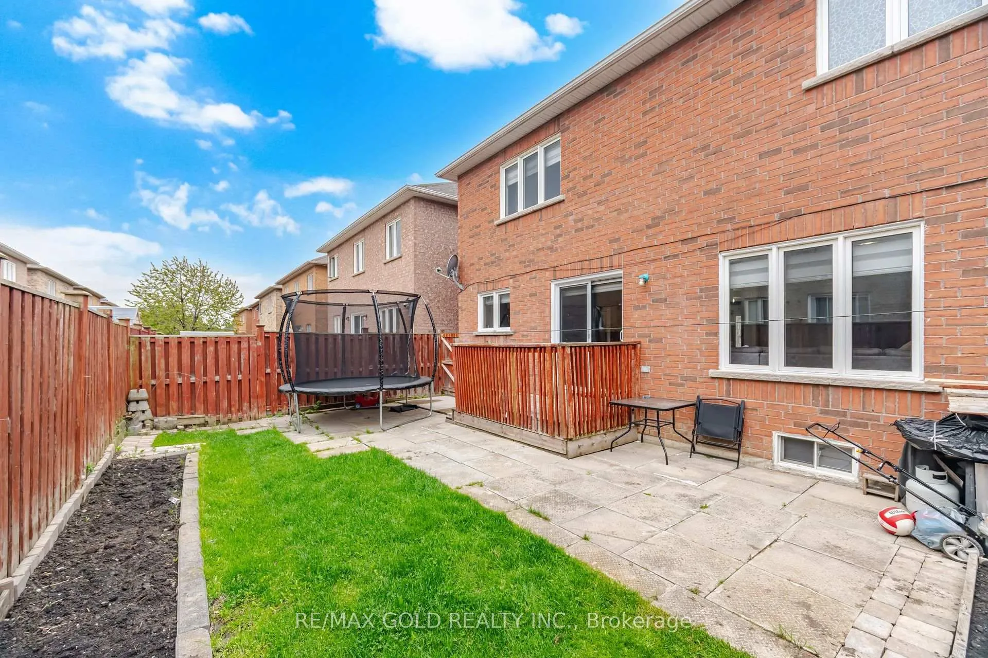 Photo 47 of 23 Millsborough Road, Brampton, Bram East — HOMEH