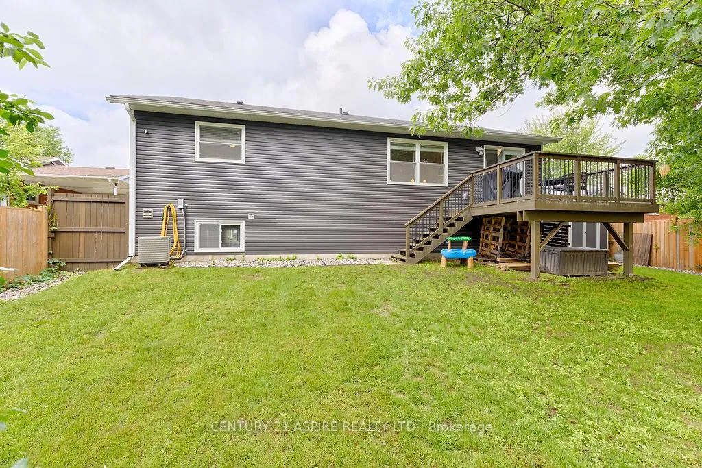 Photo 34 of 34 Selkirk Street, Petawawa, Petawawa — HOMEH