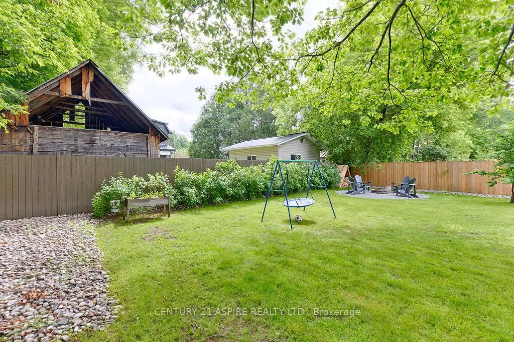 Photo 36 of 34 Selkirk Street, Petawawa, Petawawa — HOMEH
