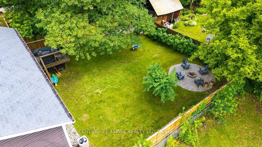 Photo 38 of 34 Selkirk Street, Petawawa, Petawawa — HOMEH