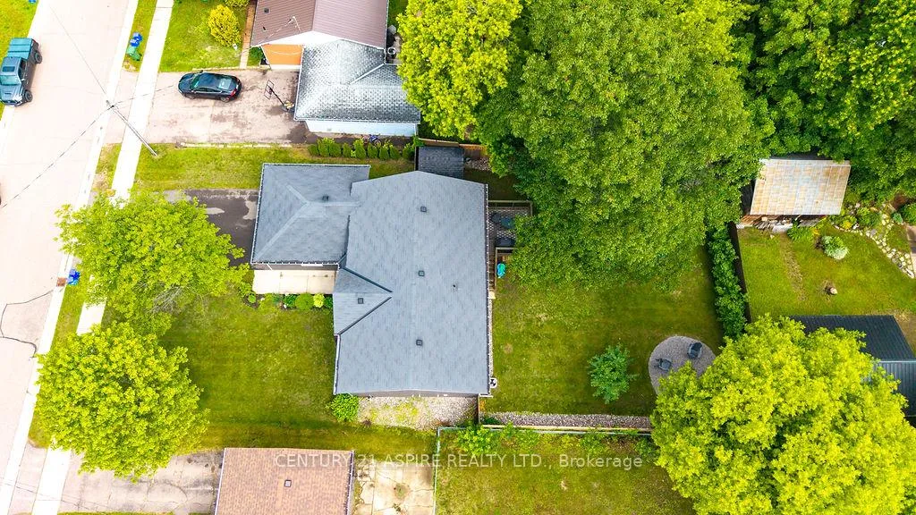 Photo 42 of 34 Selkirk Street, Petawawa, Petawawa — HOMEH