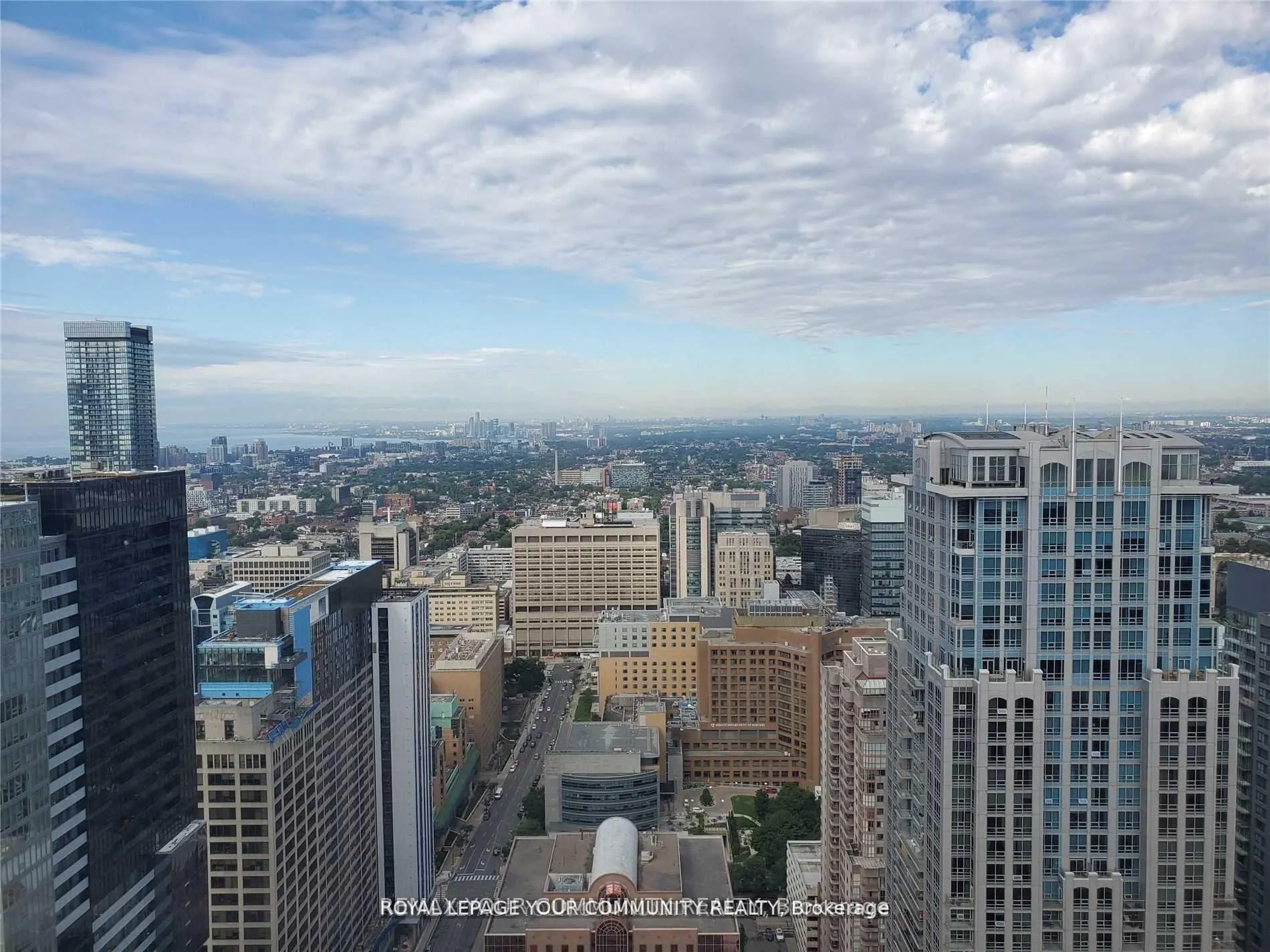 Photo 6 of Unit 2814, 386 Yonge Street, Toronto, Bay Street Corridor — HOMEH